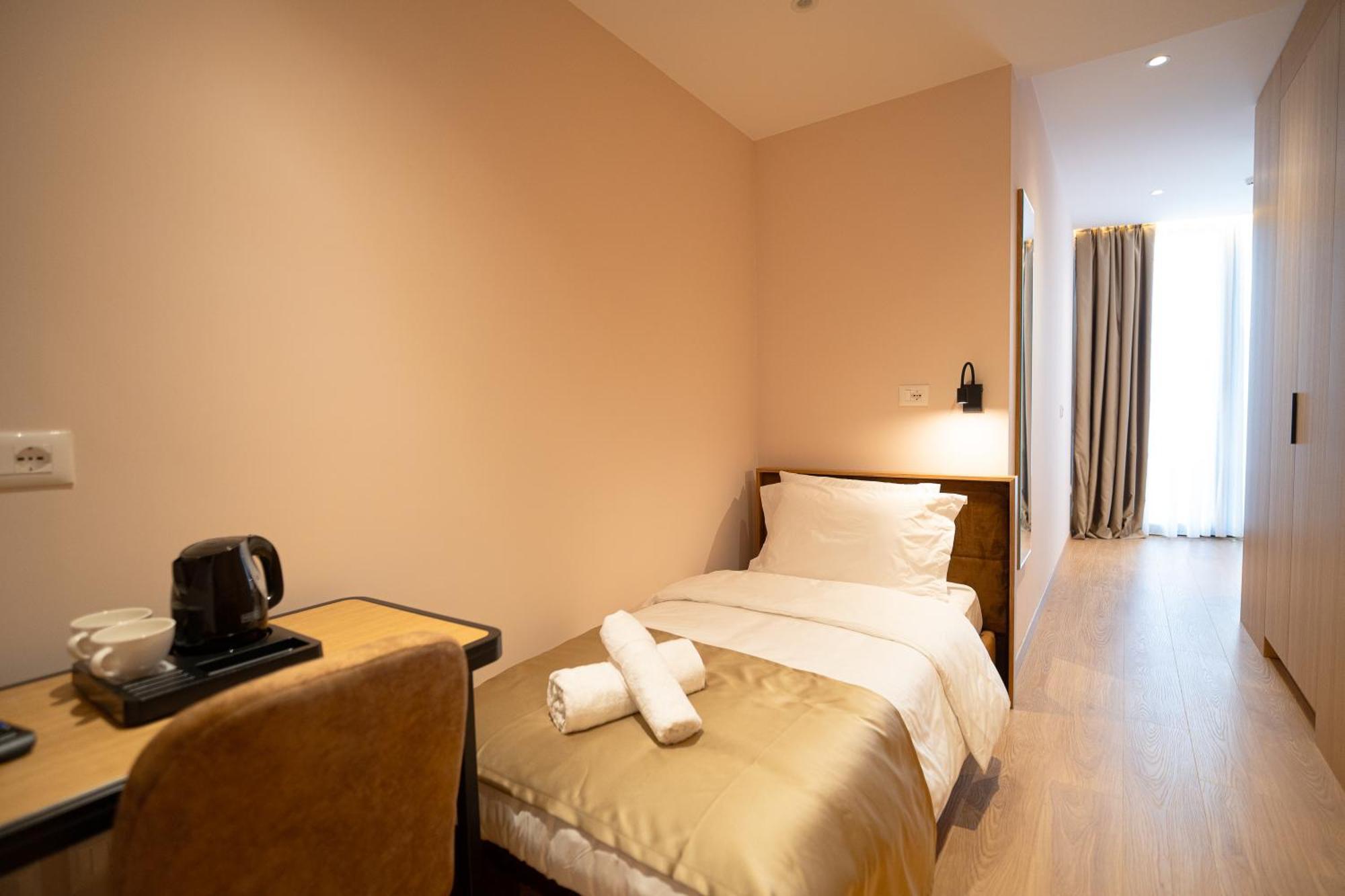Hotel Boutique Jera Tirana Exterior photo