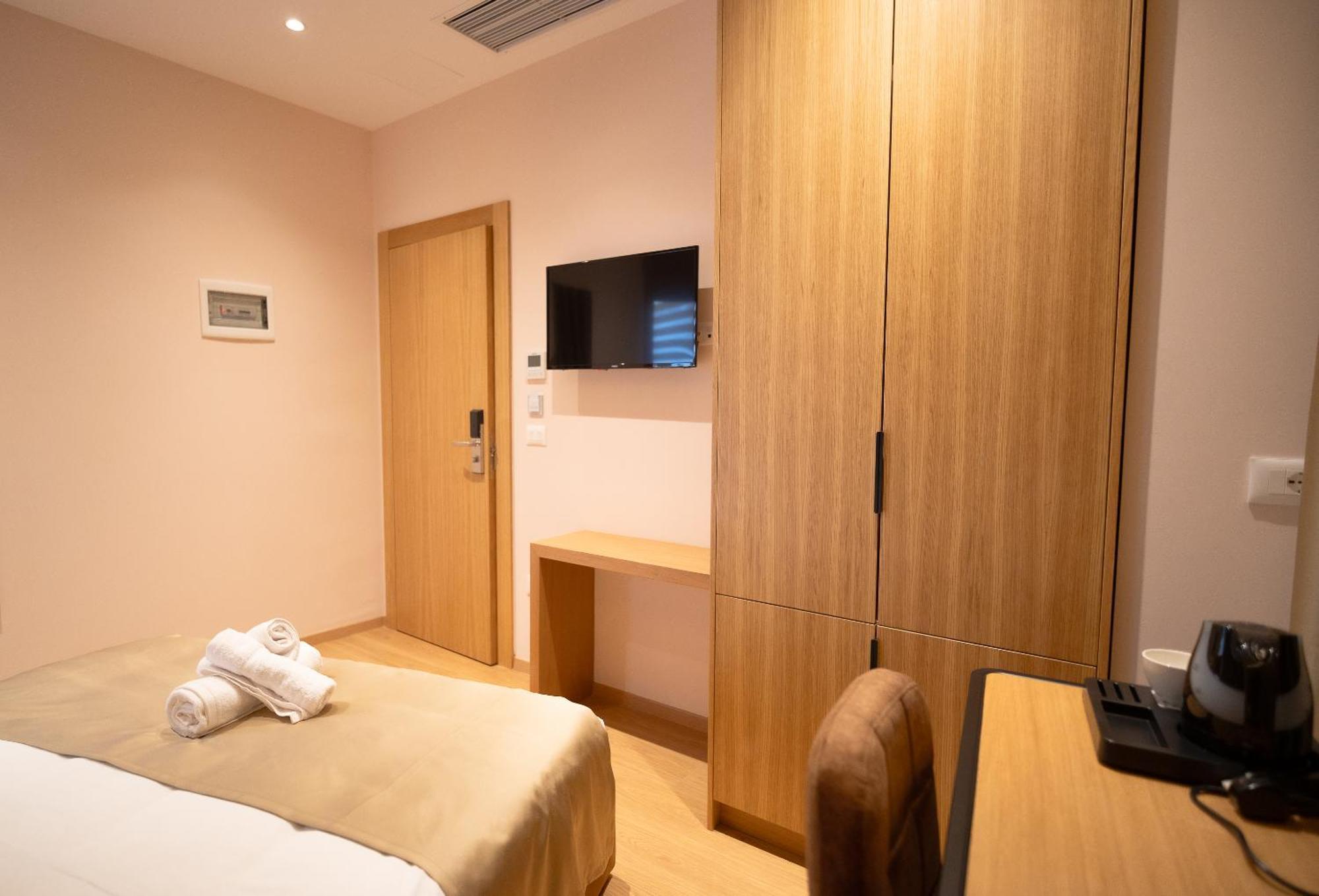 Hotel Boutique Jera Tirana Exterior photo